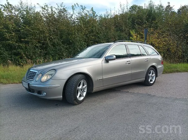 Mercedes Pārdošanā mersītis ar labo 3.0 dīzeļa rindinieka d