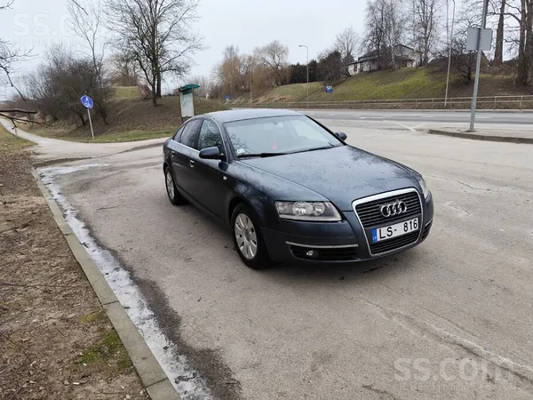 Auto labā tehniskā un vizuālā stāvoklī, nesen veiktas apkopes, mainīti gultņ