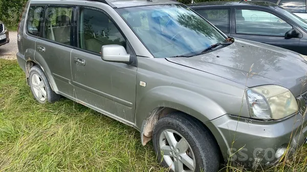Nissan Brauc labi