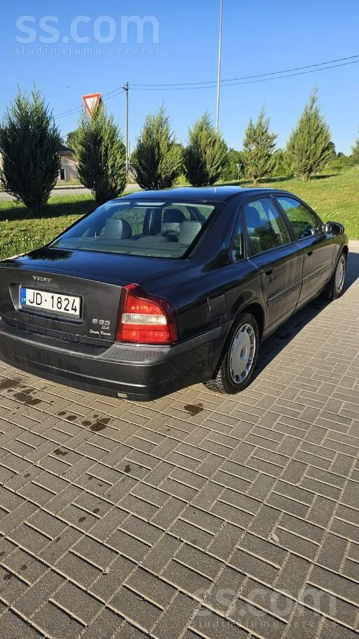 Volvo S80
