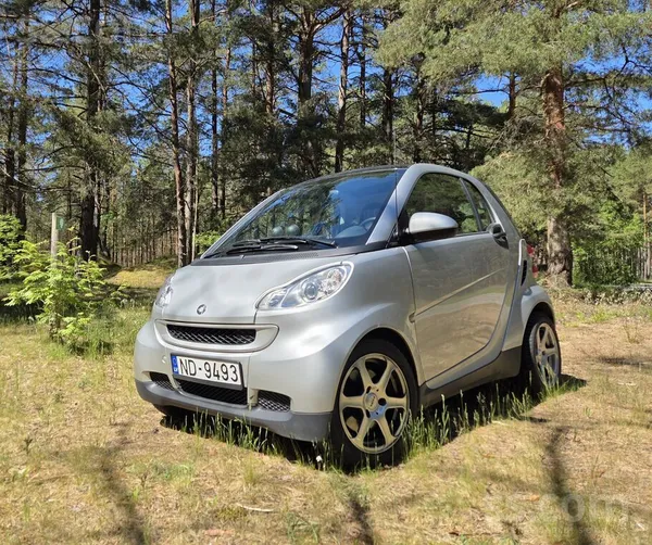 Smart Smart Fortwo Coupe Mhd, 2010. gads