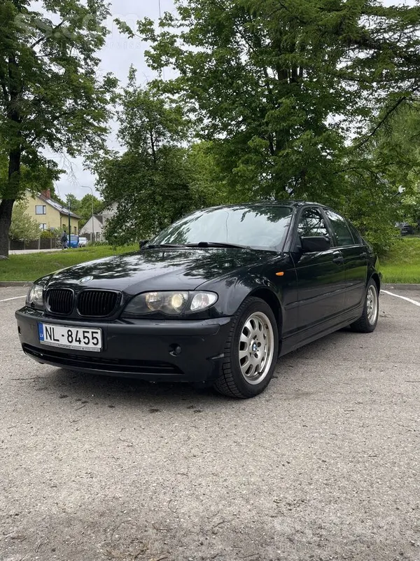 BMW 320
