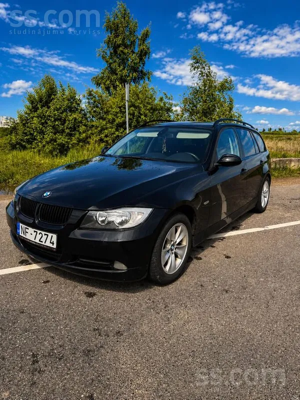 BMW 320