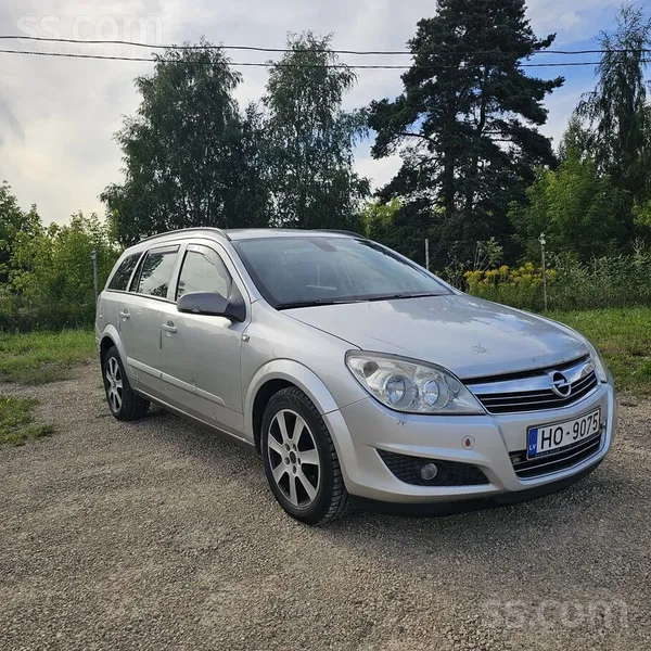 Opel Jauna T. A. , Opel Astra Silver Lake Station Wagon