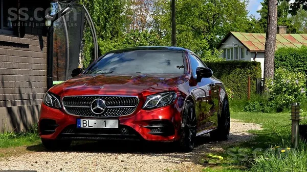 Mercedes E300