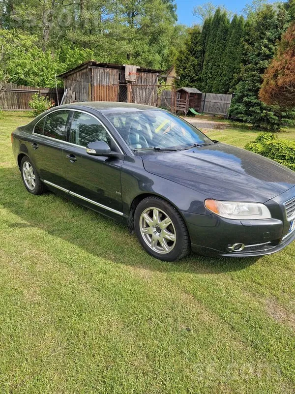 Volvo S80