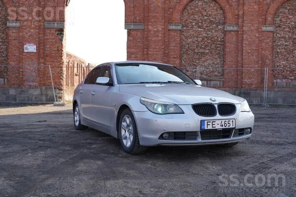 BMW 520