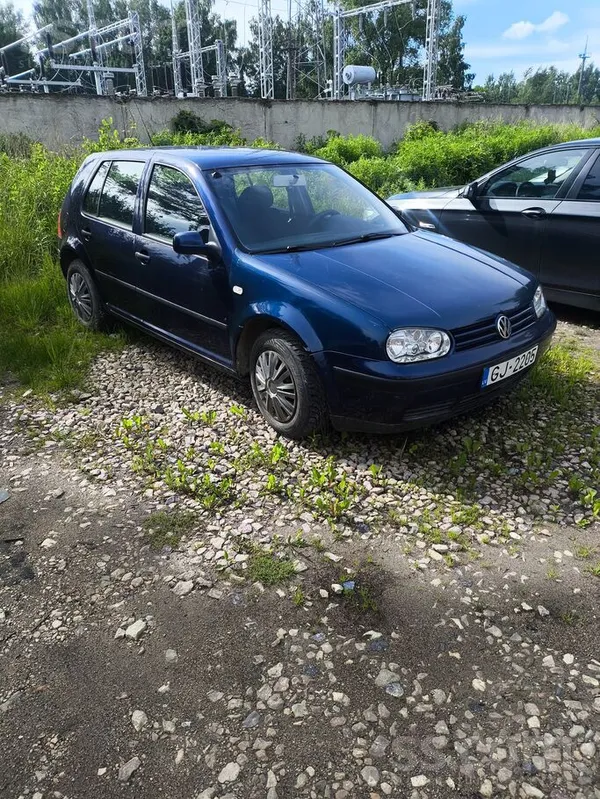 Volkswagen Golf 2