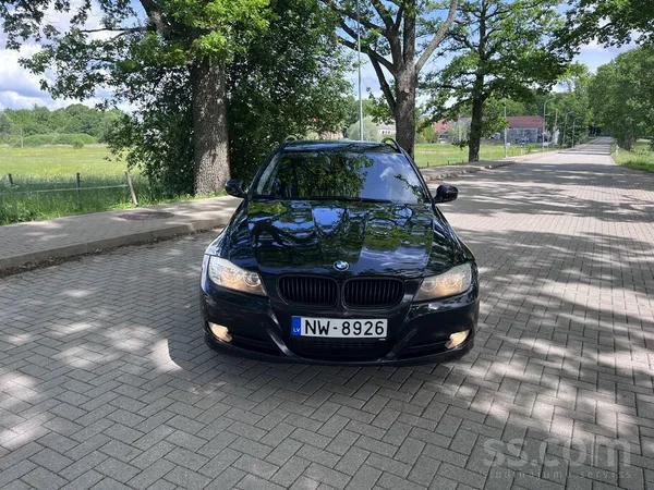 BMW 320