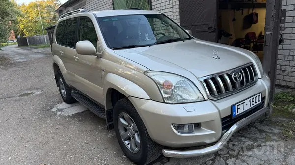Toyota Landcruiser 120.Teicamā tehniskā un vizuālā stāvoklī, oriģināls nobra