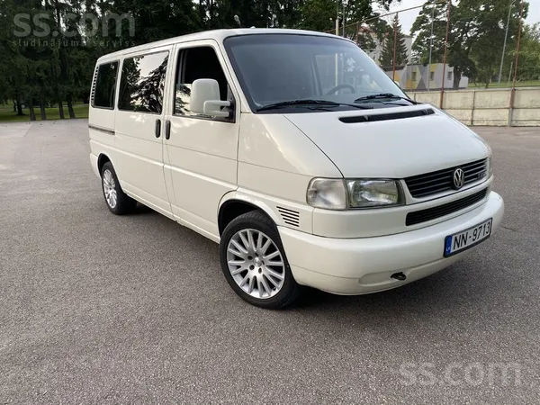 Pārdod VW Multivan 2, 5Tdi, 75Kw. Mainiti filtri, eļļa, silsnas. 
ruļļi. ,