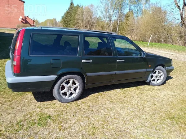 Volvo 850 1996г. 2.5 дизель. 5-ти ступенчатая механика. Заменяны Ремни, Масл