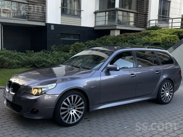BMW 525