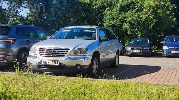 Chrysler 4x4, b/g, ~10€ uz 100. 6 vietas. 