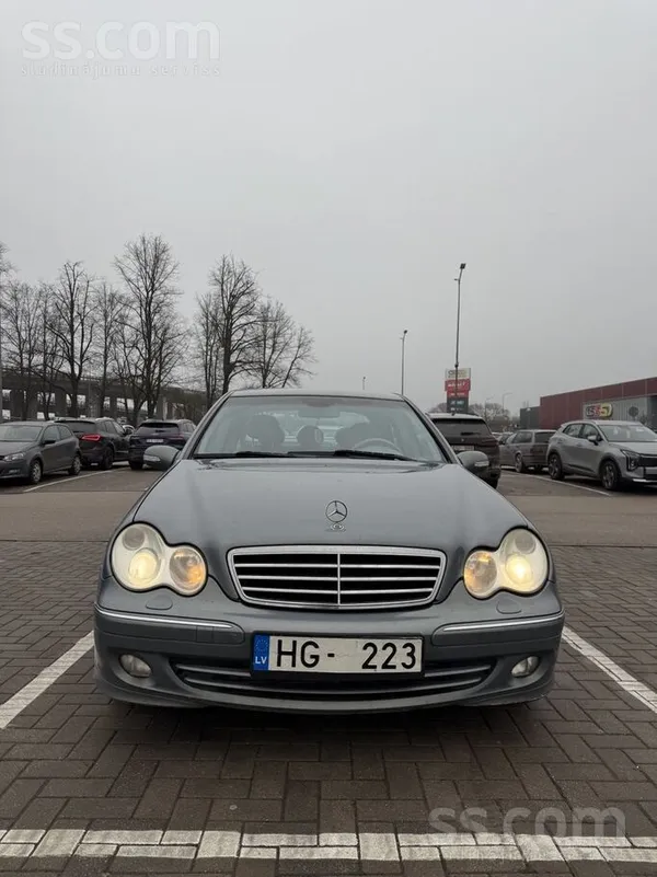 Mercedes C230