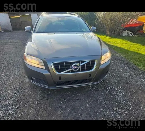 Volvo V70
