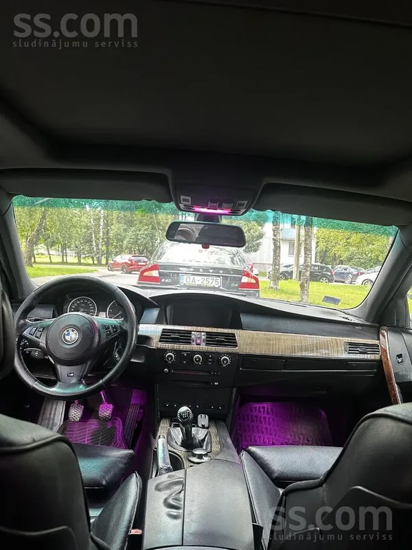 BMW 530