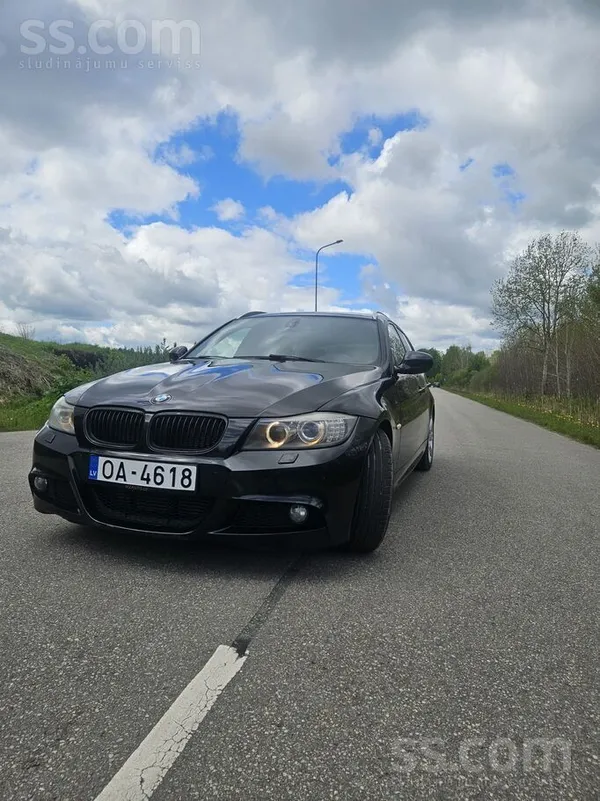 BMW 320