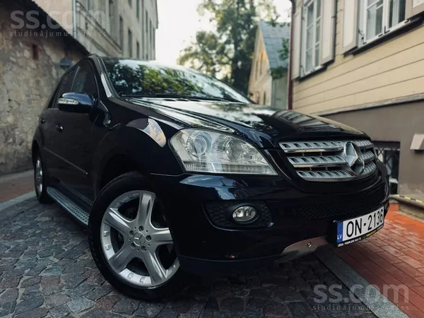 Mercedes ML320