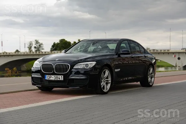 BMW Pārdodu koptu un komfortablu BMW 7. sēriju – 730d