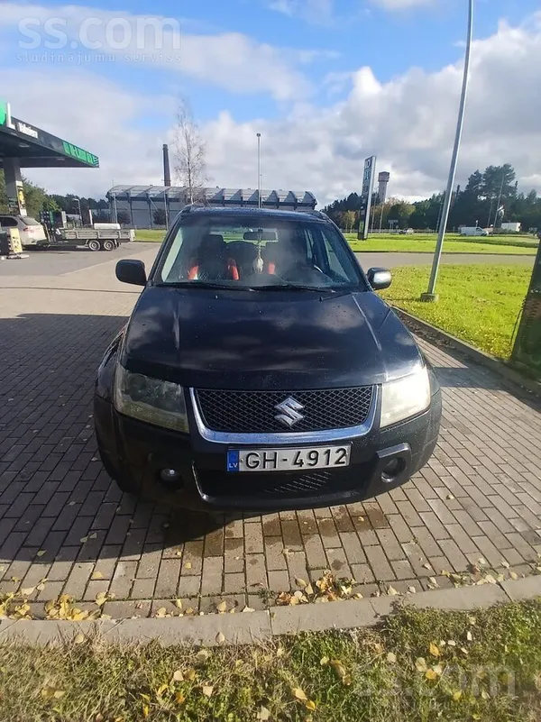 Suzuki Grand Vitara 2007, 2.0 gāze, Manuāls, SUV/Apvidus, Melns — Latvijā