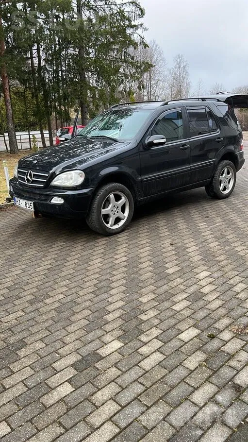 Mercedes ML270
