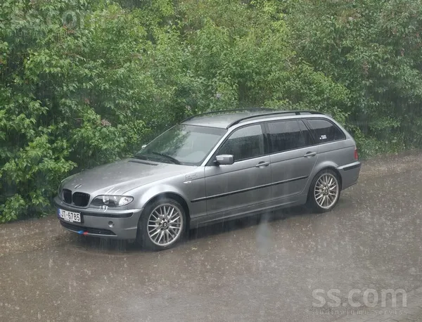 BMW 320
