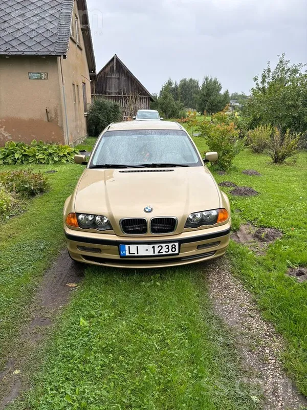 Mainu pret universalu , sikak zvanit, izskatisus visus piedavajumus.