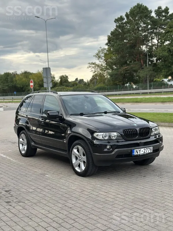 Продается BMW X5 E53 3.0d Facelift, 160 кВт. 

Автомобиль 2005 года выпуск