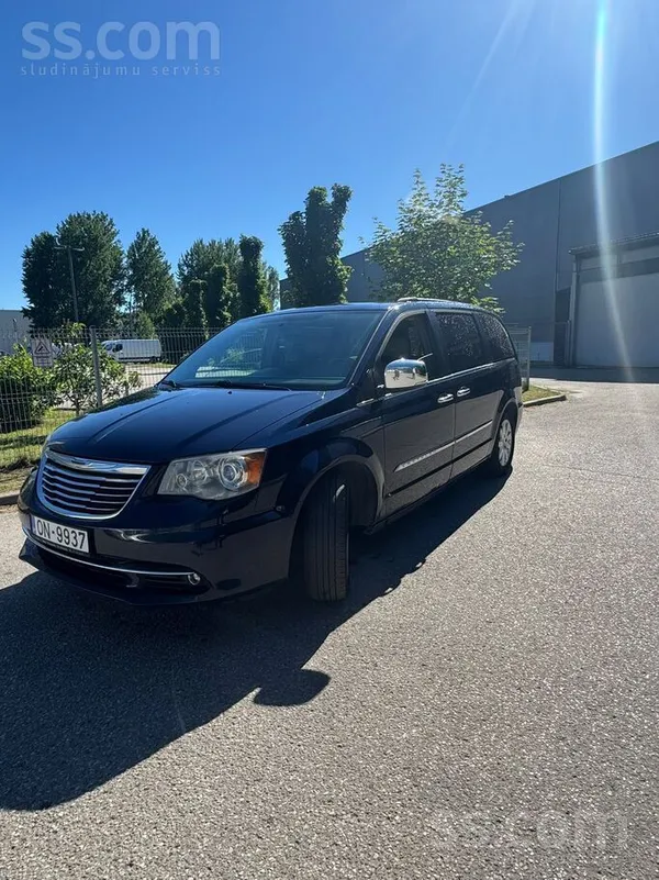 Chrysler Town & Country