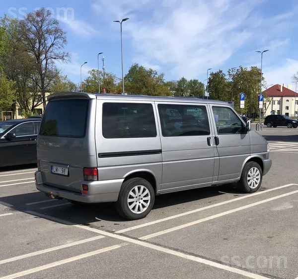 Volkswagen Caravelle