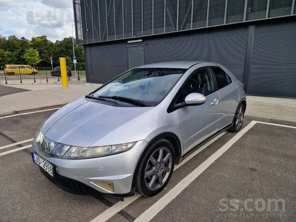 Pārdod honda civic
2.2 dīzelis, 6pakāpju mehāniskā kārba.
Ekonomisks auto