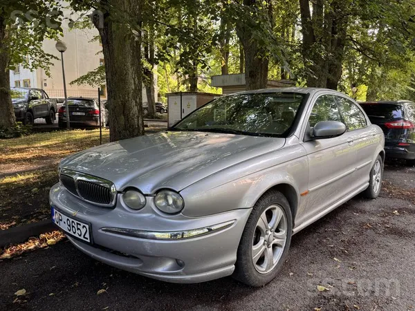 Jaguar X-Type
