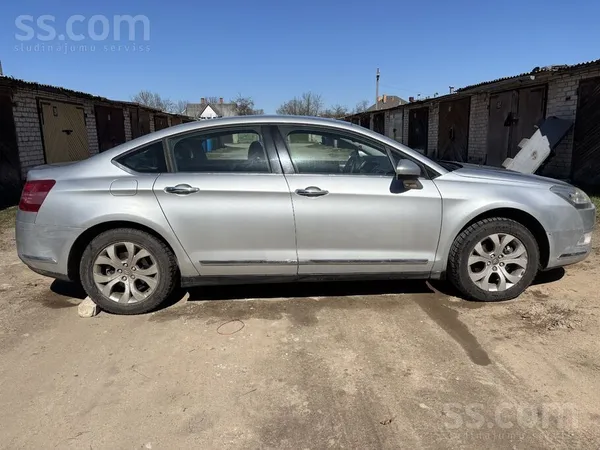 Citroen Pārdodu Citroen C5 Exclusive (103 kW). 