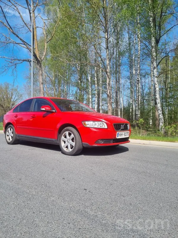 Volvo S40 2009g. benzīns 2.0 ar manuālo ātrumkārbu.
Ar orģinālu nobraukumu
