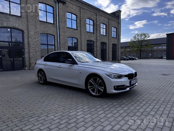 BMW 330