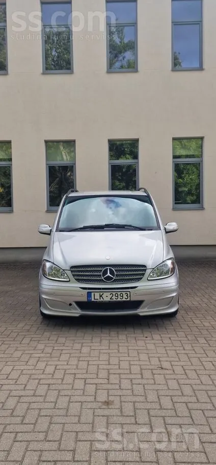 Mercedes Pārdodu reprezentablu busiņu Mercedes-Benz Viano 3