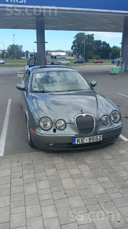 Jaguar S-Type