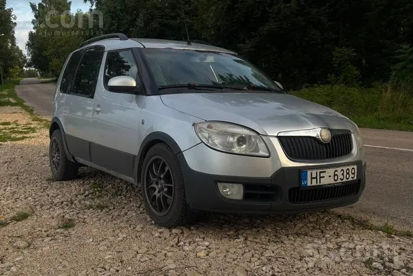 Pārdodu Skoda Roomster
- 1.9 dīzeļa dzinējs
- Manuālā kārba (6 ātrumi)
-