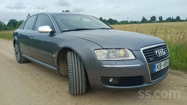 Audi A8