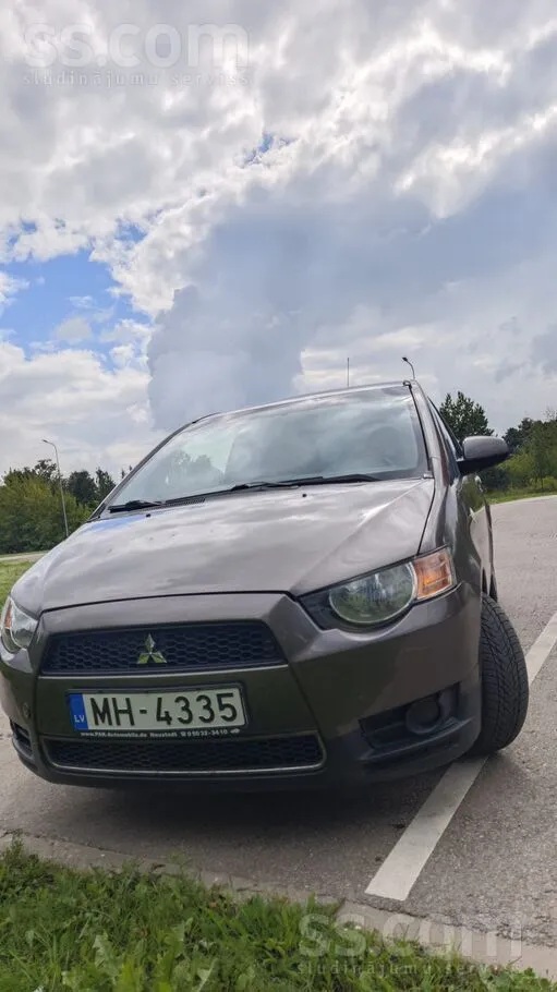 Mitsubishi Продается надежный и экономичный 3-дверный Mitsubi