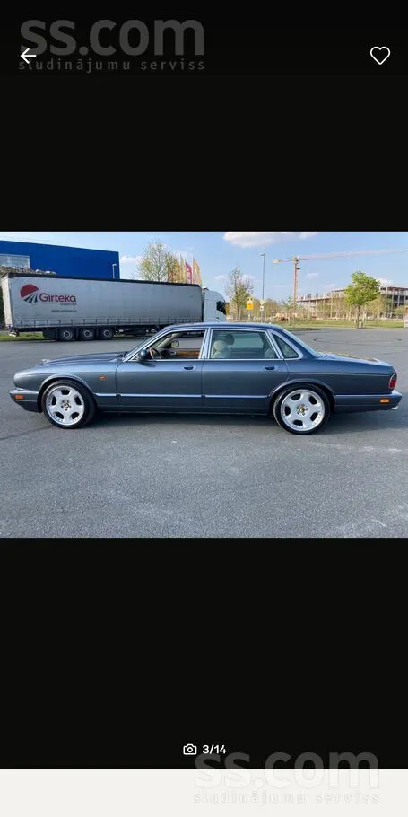 Xj12
6.0 benzinā
Motors, kārba strādā labi
Ir defektiņs, to varu izstāstī