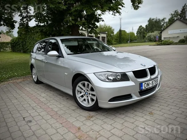 BMW 320