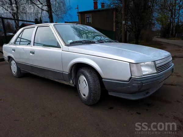 Renault 25 Gts (1986) 2.0 л (Бензин) Акпп Пробег: 179 833 км 

Легендарный