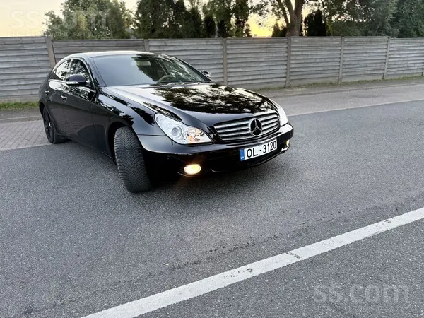 Pārdodu Mercedes Cls teicamā tehniskā un vizuālā stāvoklī. Motors un ātrumkārba strādā ideāli. Bez rūsas, visa ekoloģija savā ...