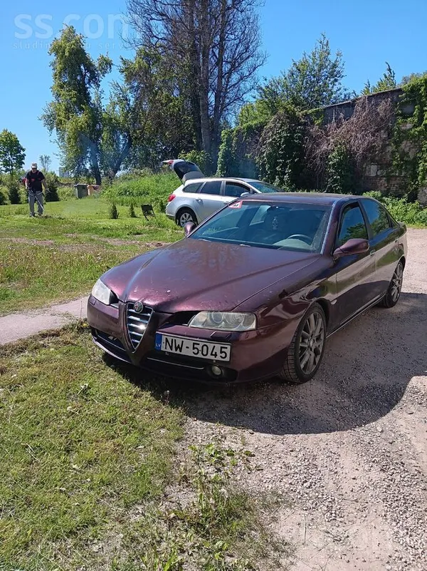 Alfa-Romeo 166
