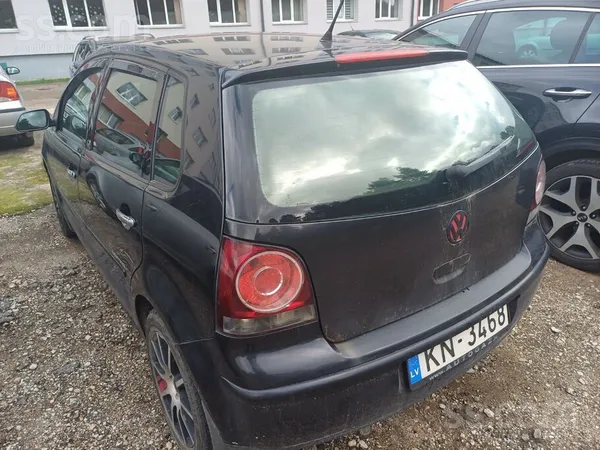 Машина на ходу, есть комплект зимних колёс. Auto ir braukšanas kārtībā, un t