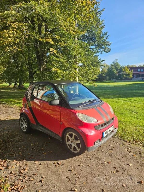 Pārdodu Smart Fortwo tehniskā kārtībā, sēdies un brauc. Tikko izieta TA (der