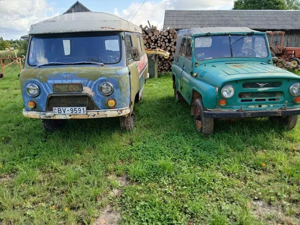 Pārdodu brāļus Uaz. Tehniski viss kārtībā. Pēdējos gadus nav darbināti. Āzīt