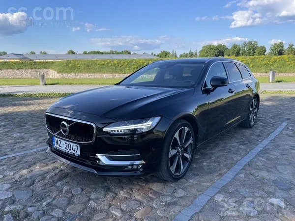 Volvo Panorāmas lūka, automātiskā parkošanās sistēma, 14
